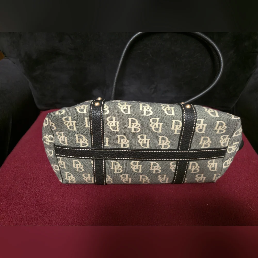 Vintage Dooney & Bourke Tan and Brown Canvas Logo Satchel - Picture 4 of 10